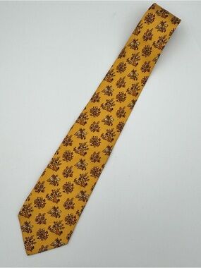 Salvatore Ferragamo Yellow 100% Silk Print Tie Flowers Animals 58x3.75” VTG Rare